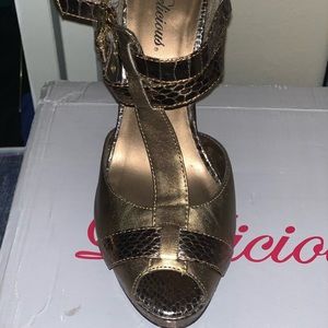 Women’s Bronze Heels